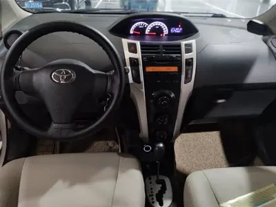 Toyota Yaris 2013, 55000 км, за 21200 CNY - фото 12
