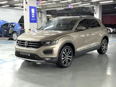Volkswagen T-Roc 2022, 25000 км, за 119800 CNY - фото 1