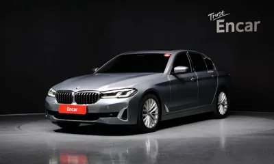 BMW 5-Series · 2023 год