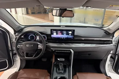 Geely Auto Vision X6 2021, 40500 км, за 82119.47 CNY - фото 9