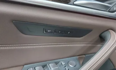 BMW 5-Series 2023, 39603 км, за 38400000 KRW - фото 28