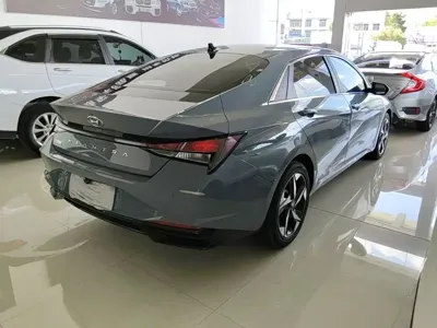 Hyundai Elantra 2023, 28100 км, за 77800 CNY - фото 7
