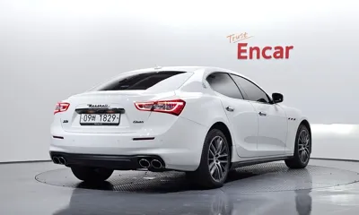 Maserati Ghibli 2018, 60184 км, за 25900000 KRW
