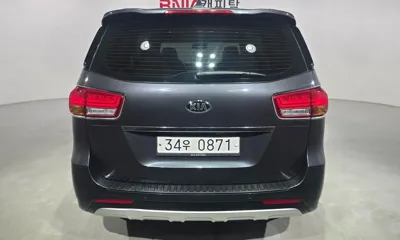 Kia Canival 2016, 177952 км, за 8000000 KRW