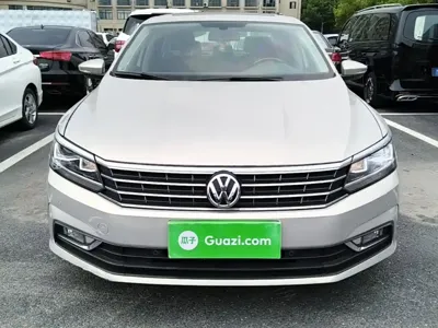 Volkswagen Passat 2017, 129500 км, за 45800 CNY - фото 3