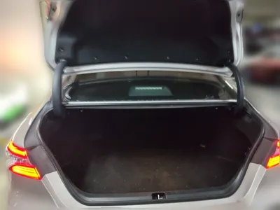 Toyota Camry 2018, 88000 км, за 91901.33 CNY - фото 16