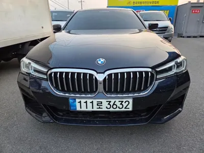 BMW 5-Series · 2022 год