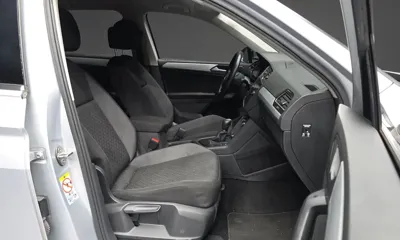 Volkswagen Tiguan 2018, 100268 км, за 16500000 KRW - фото 11