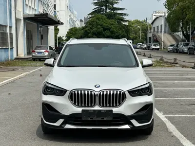 BMW X1 2021, 90000 км, за 99800 CNY