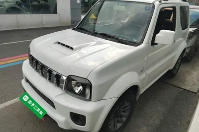 Suzuki Jimny · 2015 год