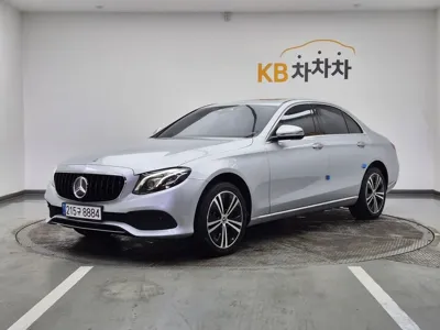 Mercedes-Benz E-Class · 2017 год
