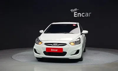 Hyundai Accent 2015, 186632 км, за 5000000 KRW - фото 3