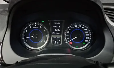 Hyundai Grandeur 2012, 76446 км, за 5500000 KRW - фото 8