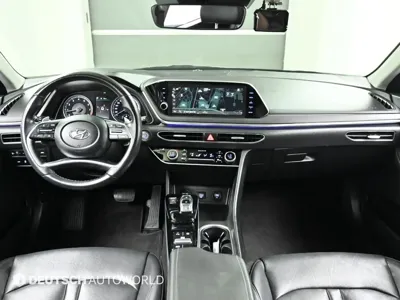 Hyundai Sonata 2022, 58167 км, за 25990000 KRW - фото 7