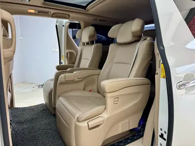 Toyota Alphard 2016, 130000 км, за 143800 CNY - фото 9