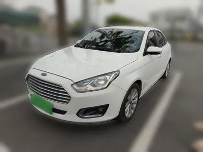 Ford Escort 2015, 89500 км, за 25981.84 CNY - фото 1