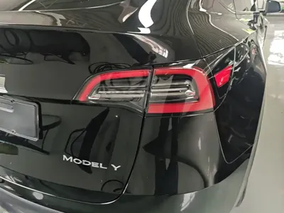 Tesla Model Y 2021, 125300 км, за 125600 CNY - фото 8