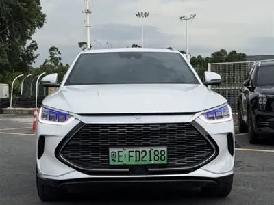 BYD PLUS New Energy 2022, 25000 км, за 69800 CNY - фото 7