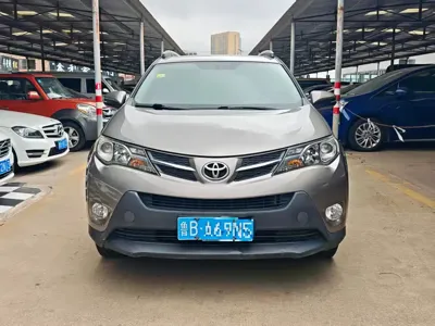 Toyota RAV4 2015, 100000 км, за 46000 CNY