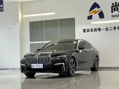 BMW 7 Series · 2021 год