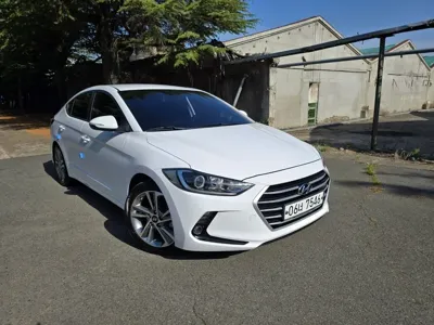 Hyundai Avante 2018, 104672 км, за 10200000 KRW - фото 3