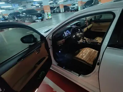 Lexus ES 2016, 98400 км, за 105399 CNY - фото 17