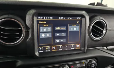 Jeep Wrangler 2019, 62042 км, за 34900000 KRW - фото 17