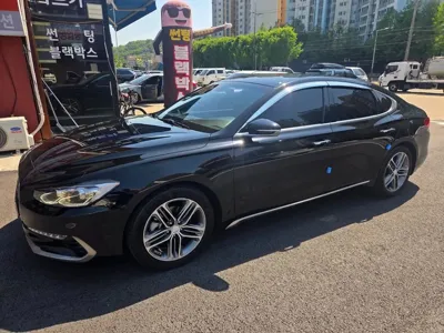 Hyundai Grandeur 2018, 159425 км, за 9790000 KRW