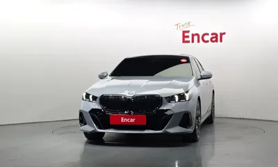 BMW 5-Series 2026, 11829 км, за 115900000 KRW - фото 3