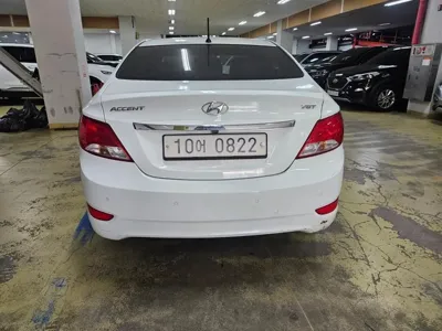 Hyundai Accent 2016, 61364 км, за 5500000 KRW