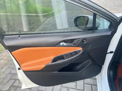Chevrolet Cruze 2017, 100000 км, за 19800 CNY - фото 7