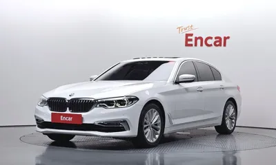 BMW 5-Series · 2018 год
