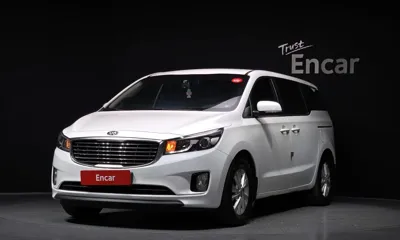 Kia Canival · 2016 год