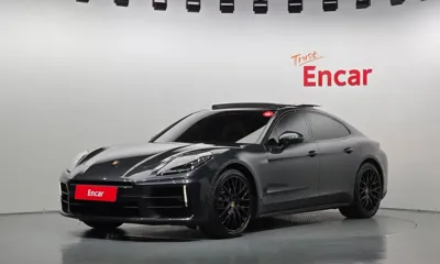 Porsche Panamera · 2024 год