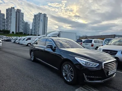 Genesis EQ900 2018, 150000 км, за 22500000 KRW
