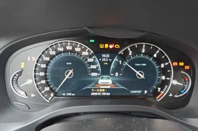 BMW X3 2018, 128200 км, за 113029.84 CNY - фото 11