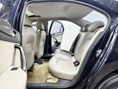 Volkswagen Santana 2014, 87000 км, за 11200 CNY - фото 13