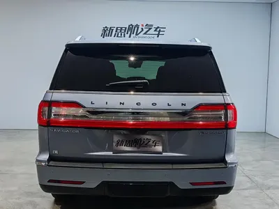 Lincoln Navigator 2022, 24000 км, за 638000 CNY - фото 8
