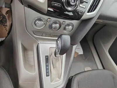 Ford Focus 2014, 116000 км, за 14800 CNY - фото 16