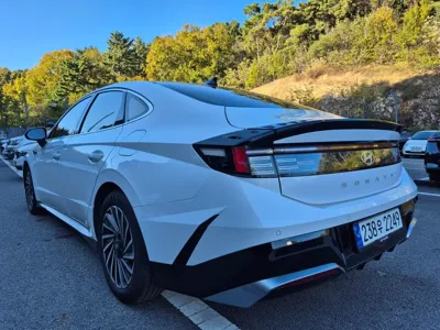 Hyundai Sonata 2024, 59812 км, за 26990000 KRW - фото 2