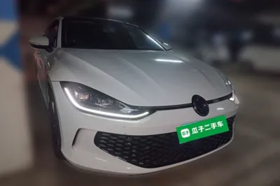 Volkswagen Lamando 2023, 22400 км, за 98718.64 CNY