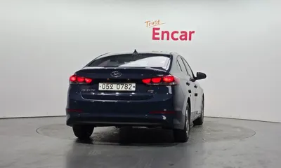 Hyundai Avante 2016, 120402 км, за 5700000 KRW