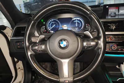 BMW 3 Series 2019, 68400 км, за 109576.47 CNY - фото 9