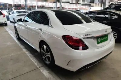 Mercedes-Benz C-Class 2020, 124400 км, за 121377.74 CNY