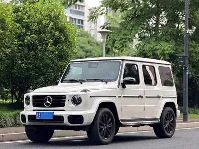 Mercedes-Benz G-Class 2026, 5000 км, за 1888800 CNY - фото 1