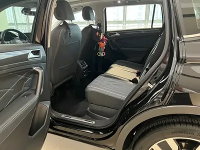 Volkswagen Tiguan L 2021, 32000 км, за 115000 CNY - фото 16