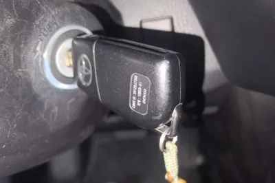Toyota RAV4 2019, 64600 км, за 92200.86 CNY - фото 17