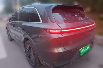 Li Auto L6 2024, 28300 км, за 186203.18 CNY
