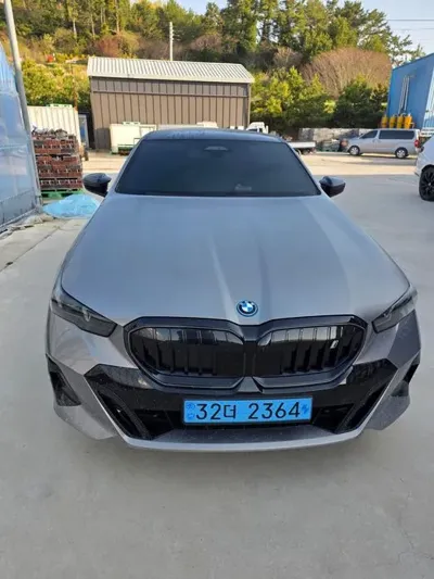 BMW i5 2026, 4600 км, за 74820000 KRW - фото 8