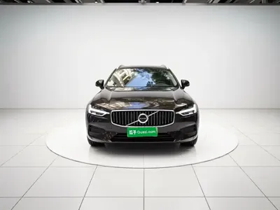 Volvo XC60 2019, 62800 км, за 95500 CNY